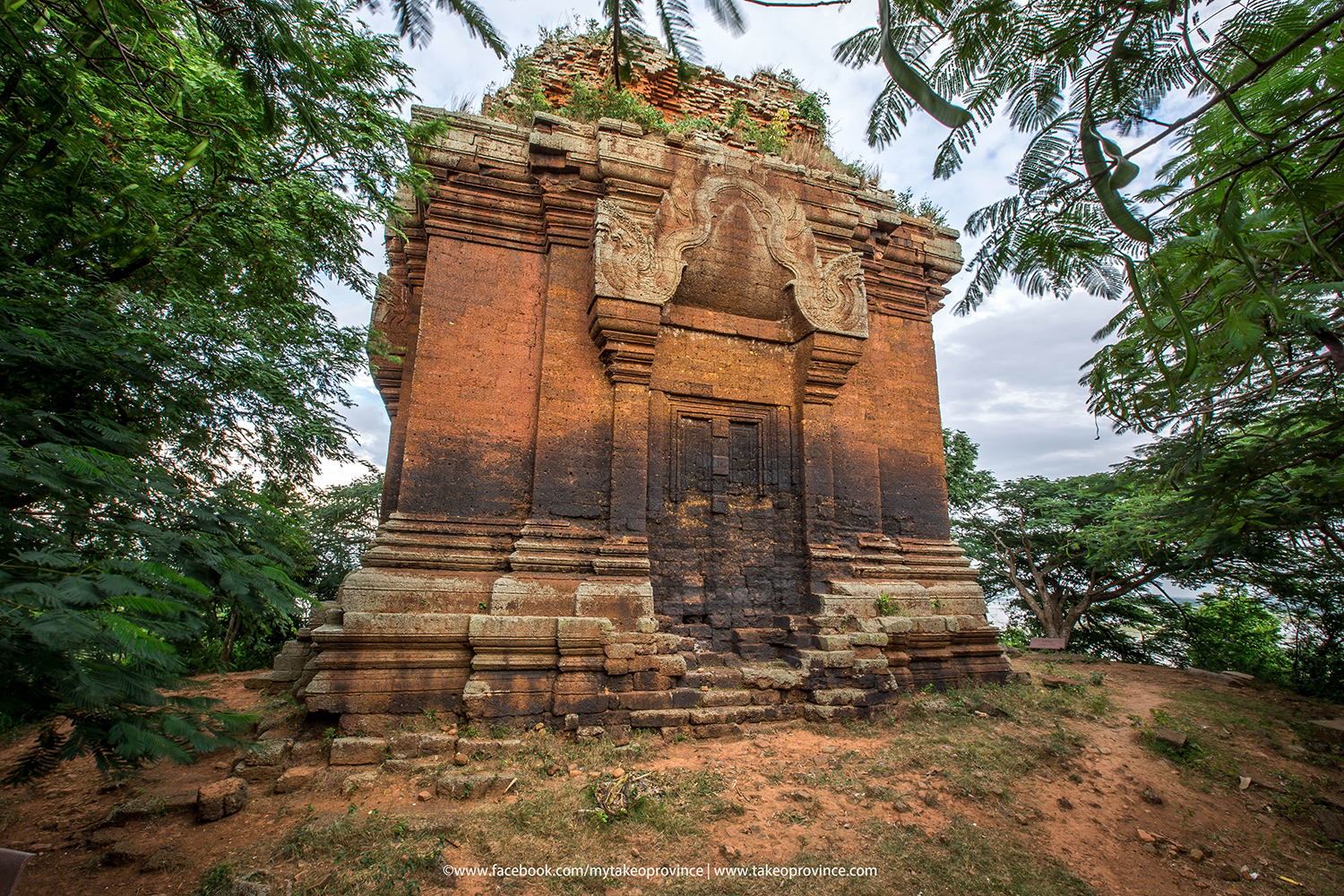 Phnom Da and Phnom Borei